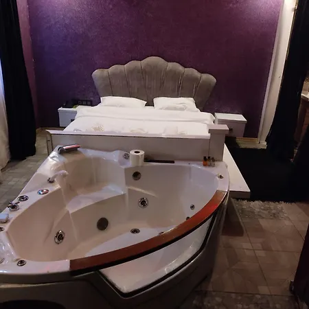 Ag & Sisli Hotel 3*