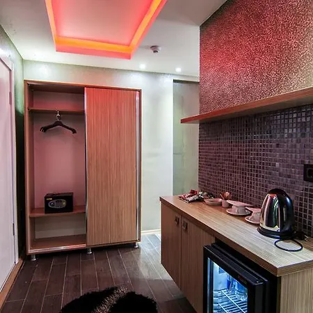 Ag & Sisli Hotel 3*